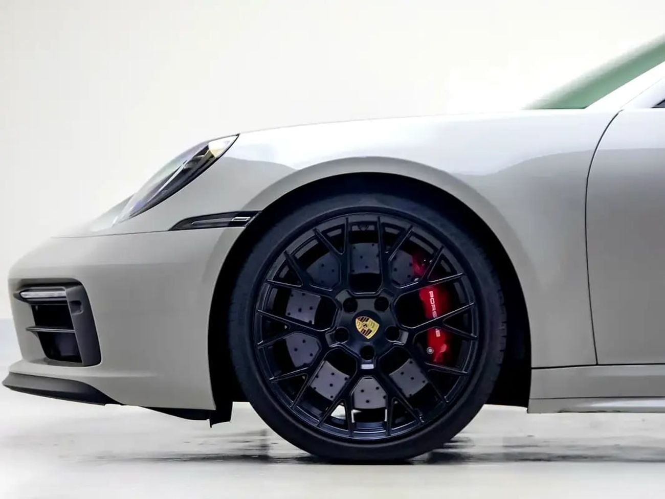 Porsche 911 TARGA 4GTS | GCC Spec | Under Warranty | Low Mileage