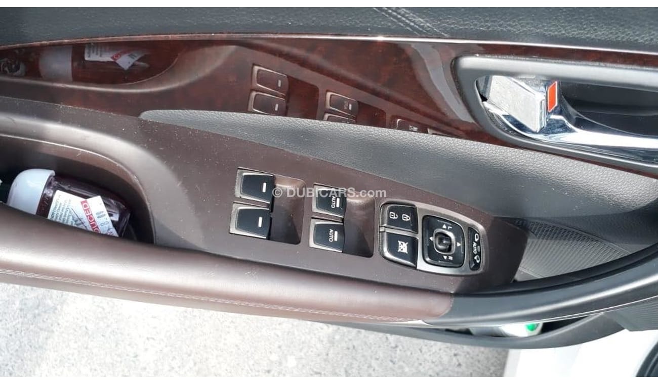 Hyundai Azera V6 3.6 L  2014 full options SPECIAL OFFER