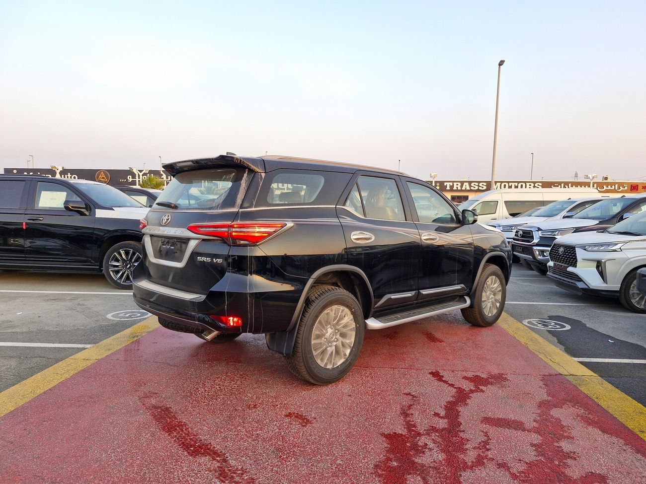 تويوتا فورتونر Toy. Fortuner 4x4 4.0L Pet - V6- A/T - 24YM – FULL