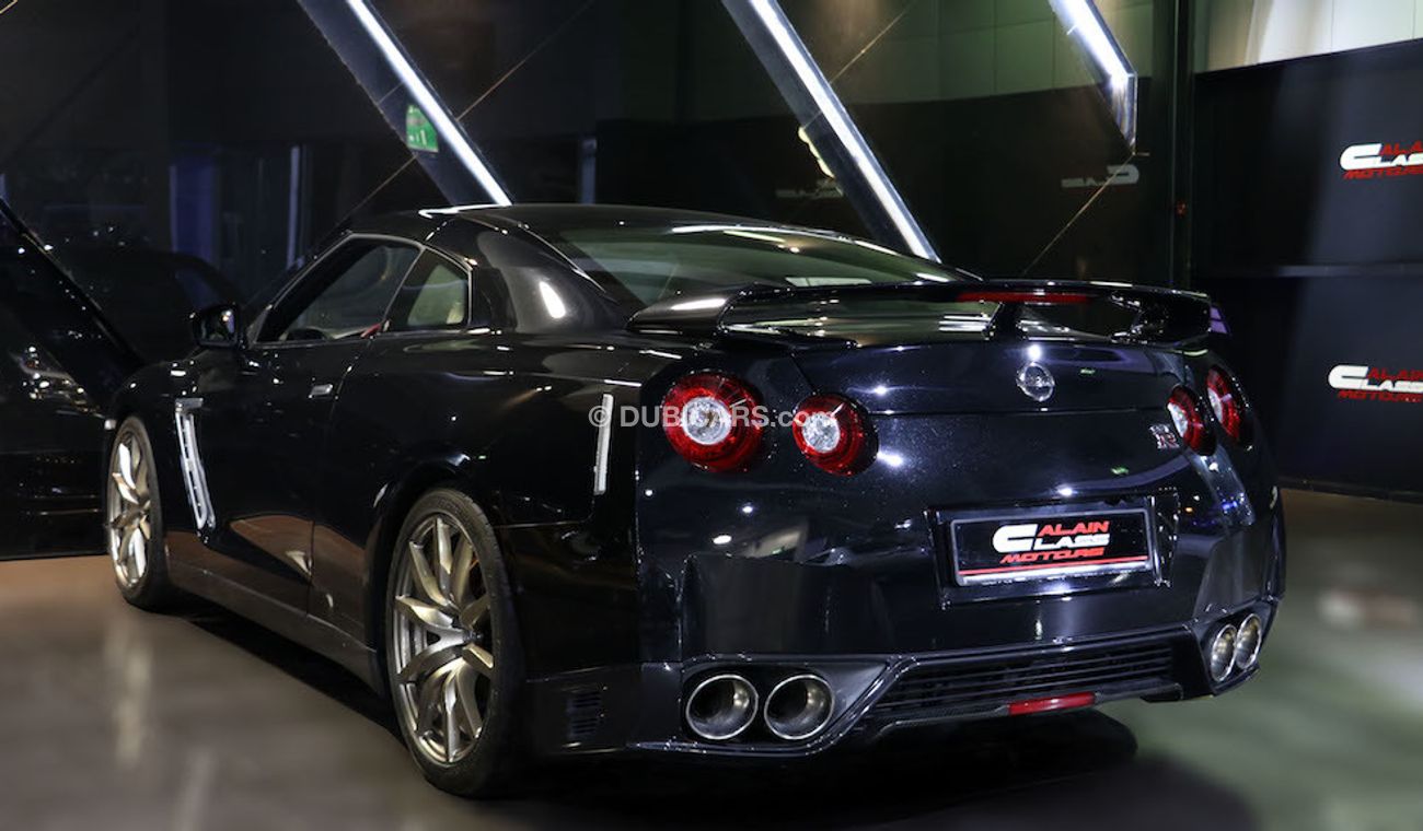 Nissan GTR