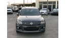 Volkswagen Tiguan VOLEX WAGAN  TIGUAN MODEL 2014 GCC car prefect condition full option low mileage full option R