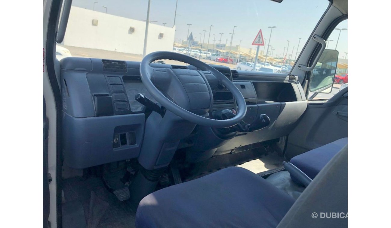 ميتسوبيشي كانتر Mitsubishi canter d/c pick up,model:2014.Excellent condition