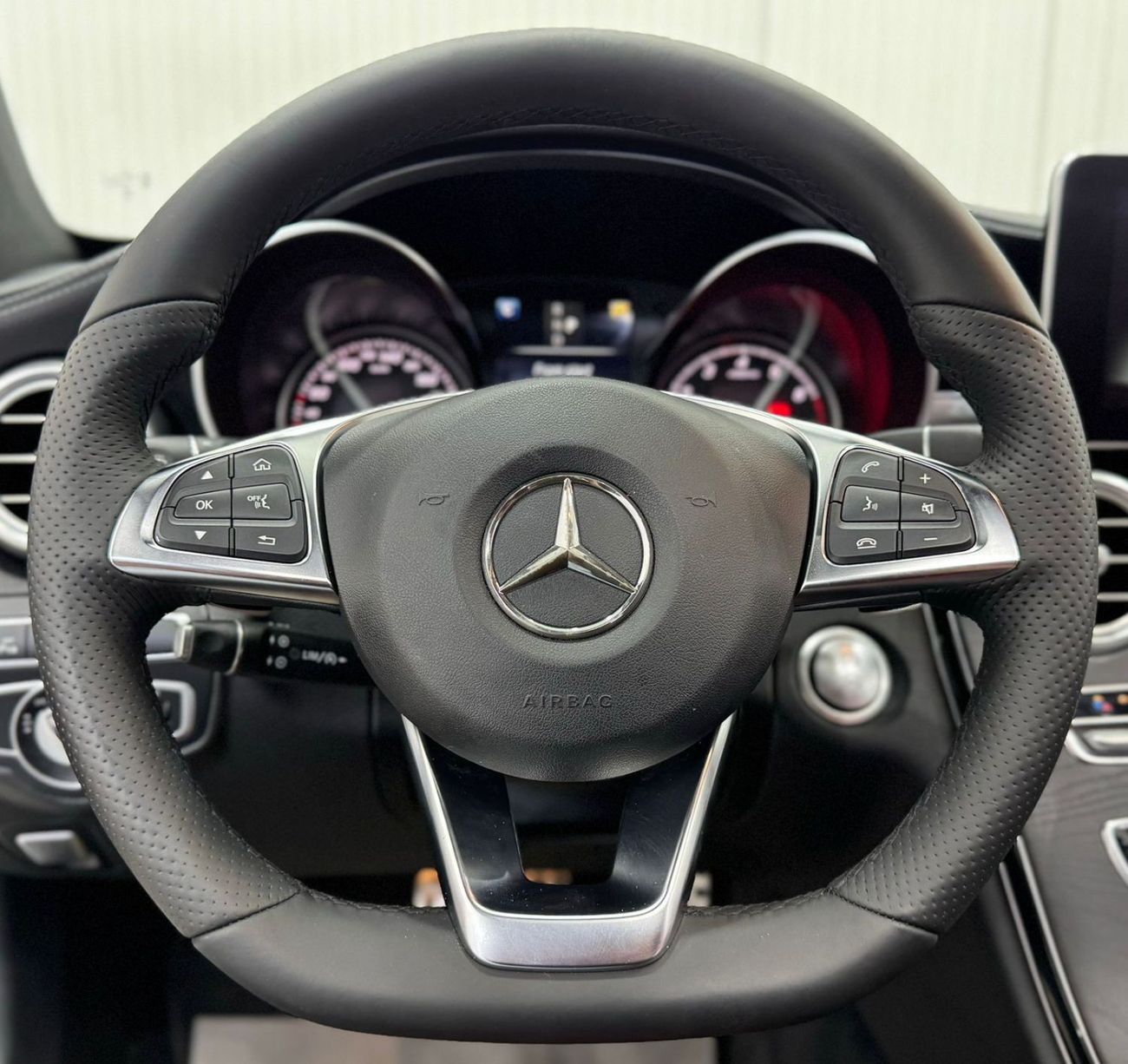 مرسيدس بنز C 300 كوبيه 2017 Mercedes Benz C300 AMG Coupe, Warranty, Full Mercedes Service History, Excellent Condition, GCC