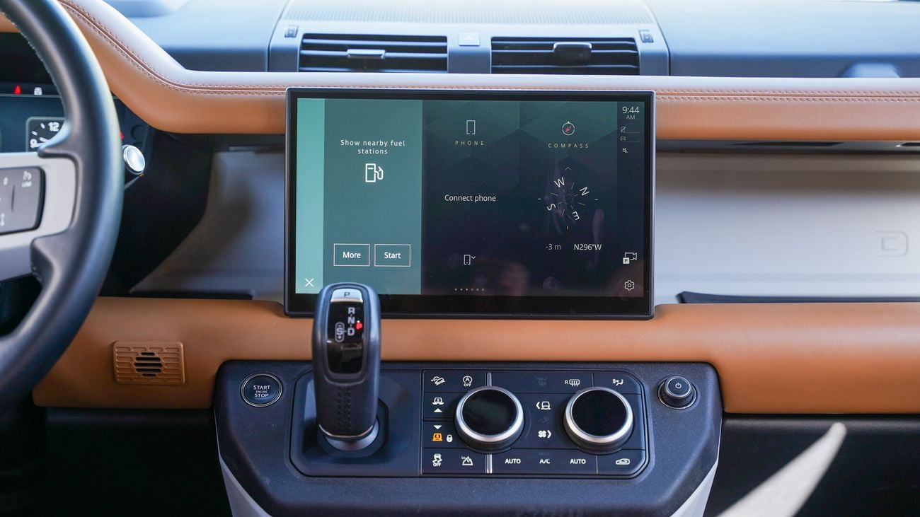 لاند روفر ديفندر