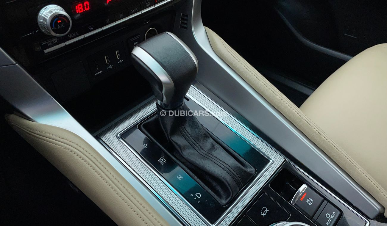 ميتسوبيشي مونتيرو GLS PREMIUM 3 | +مع الضمان | كمان تم فحص ١٥٠