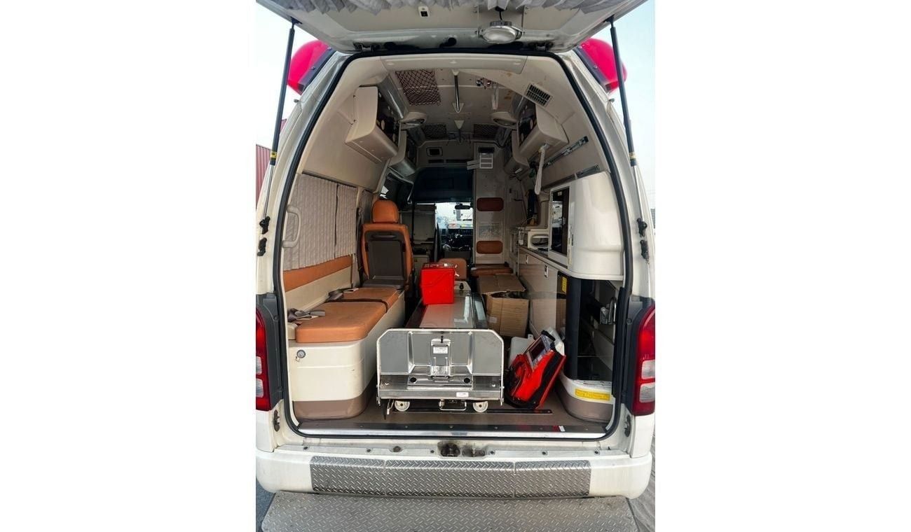 تويوتا هاياس