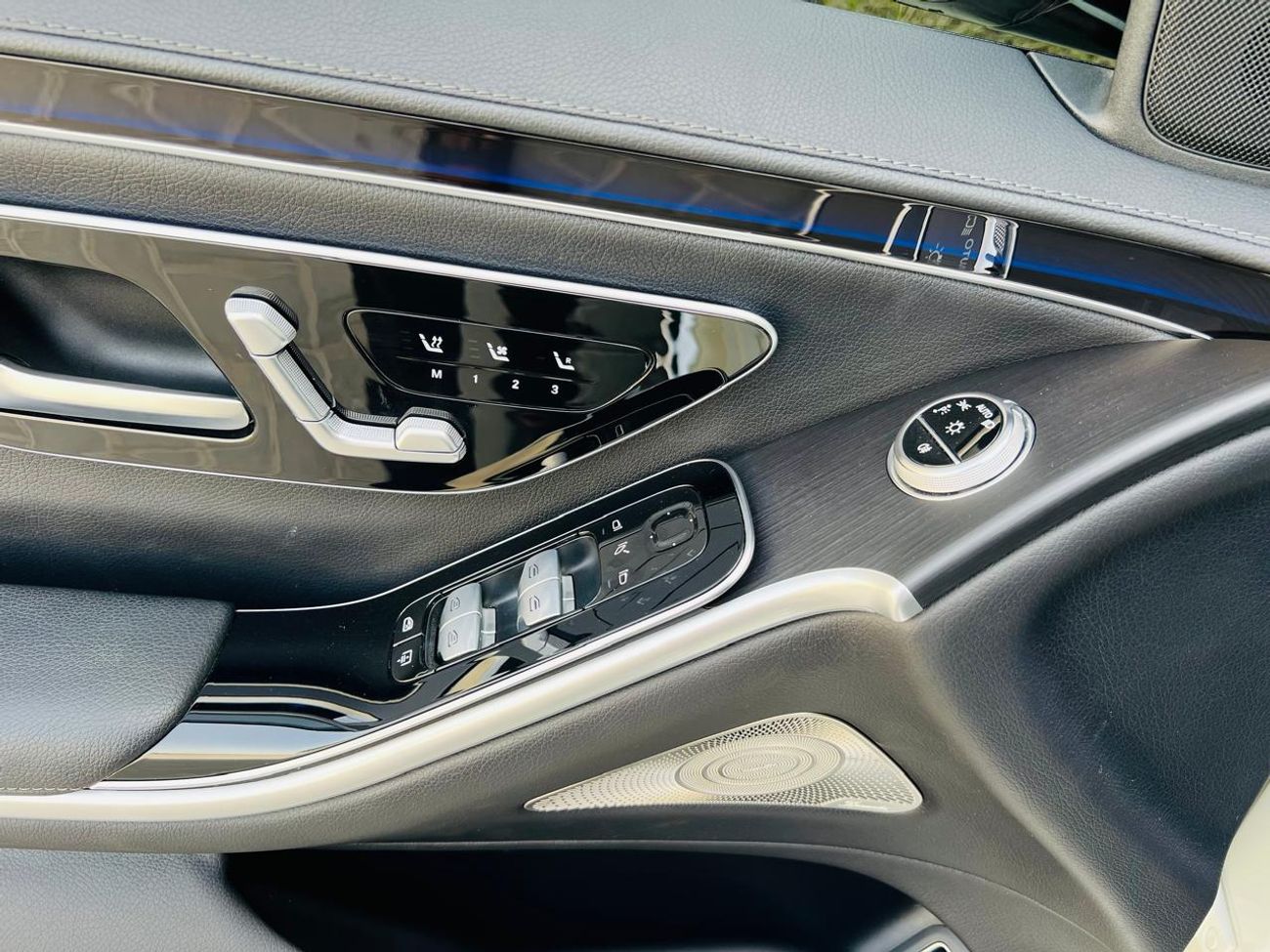 مرسيدس بنز S 500 4MATIC 3.0L