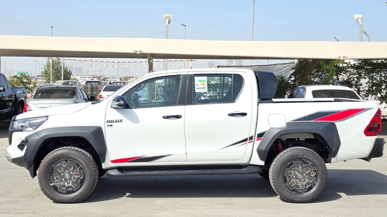 تويوتا هيلوكس TOYOTA HILUX GR Sport 4.0L White-2025