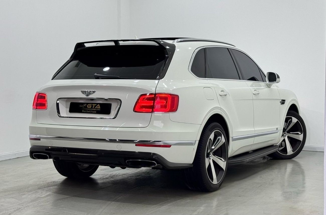 بنتلي بينتايجا First Edition W12 2017 Bentley Bentayga First Edition W12, 2025 Bentley Warranty, Full Options, GCC