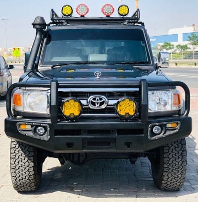 تويوتا لاند كروزر 70 LC76 RHD 1HZ 4.2L V6 Diesel Engine Manual Gear 4WD 7 Seats 5 Doors