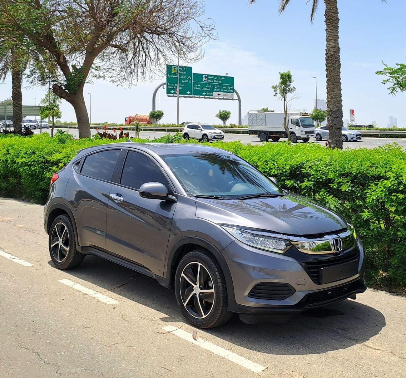 هوندا HRV 689-MONTHLY | HONDA HR-V 1.8L | GCC SPECS | SUV | CRUISE | CAMERA | ACCIDENT FFREE