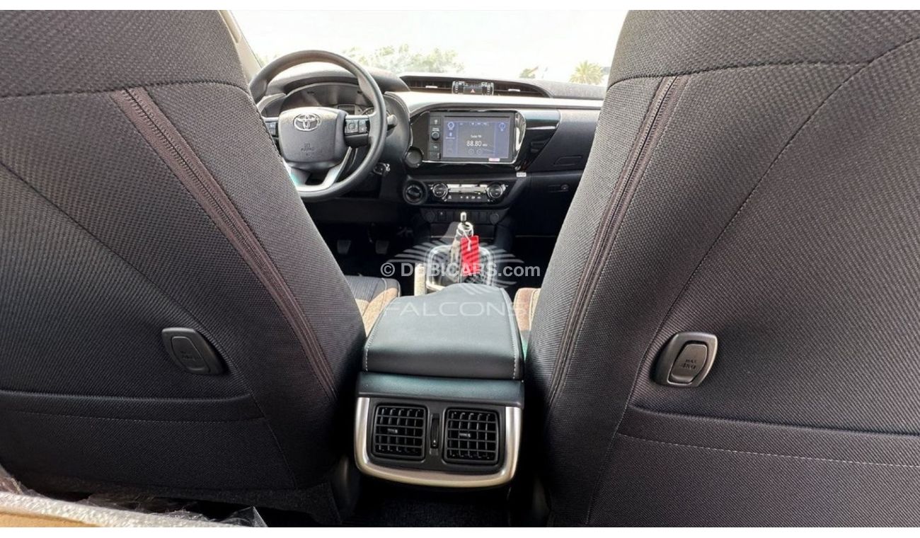 Toyota Hilux 2.4L DC 4WD TURBO DIESEL ACTIVE MT(EXPORT ONLY)
