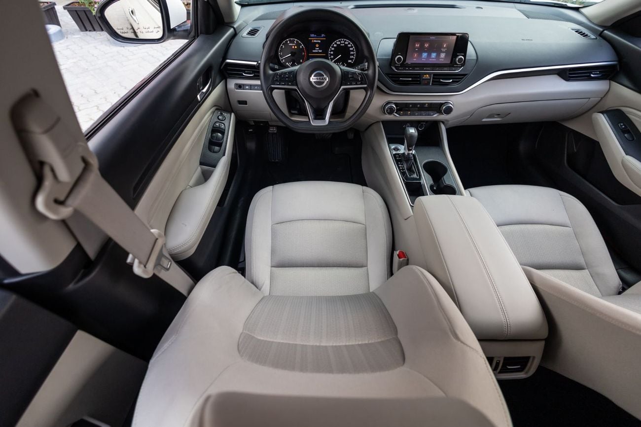 Nissan Altima SV 2.5L