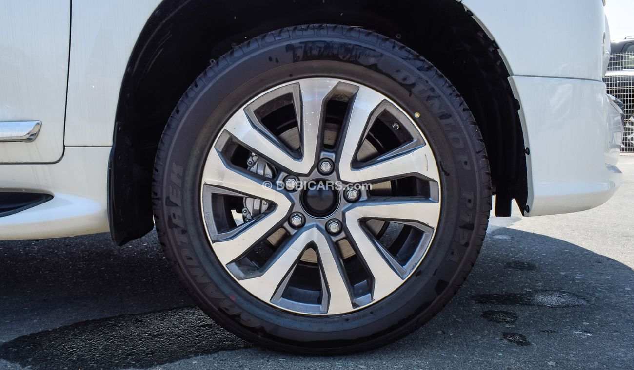 تويوتا لاند كروزر VXR