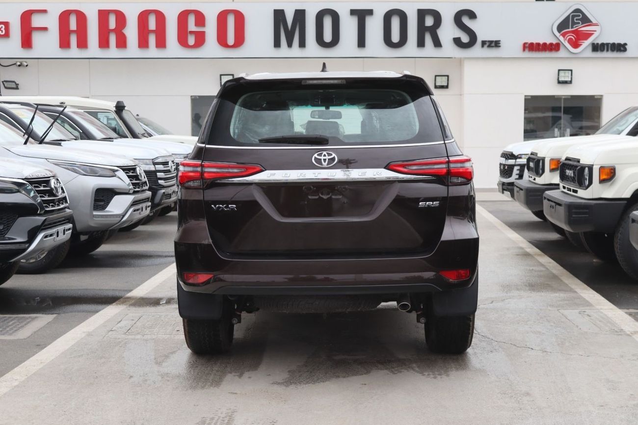 Toyota Fortuner 2023 TOYOTA FORTUNER VXR 2.8 DIESEL 4X4 **التصدير فقط خارج الخليج***EXPORT ONLY