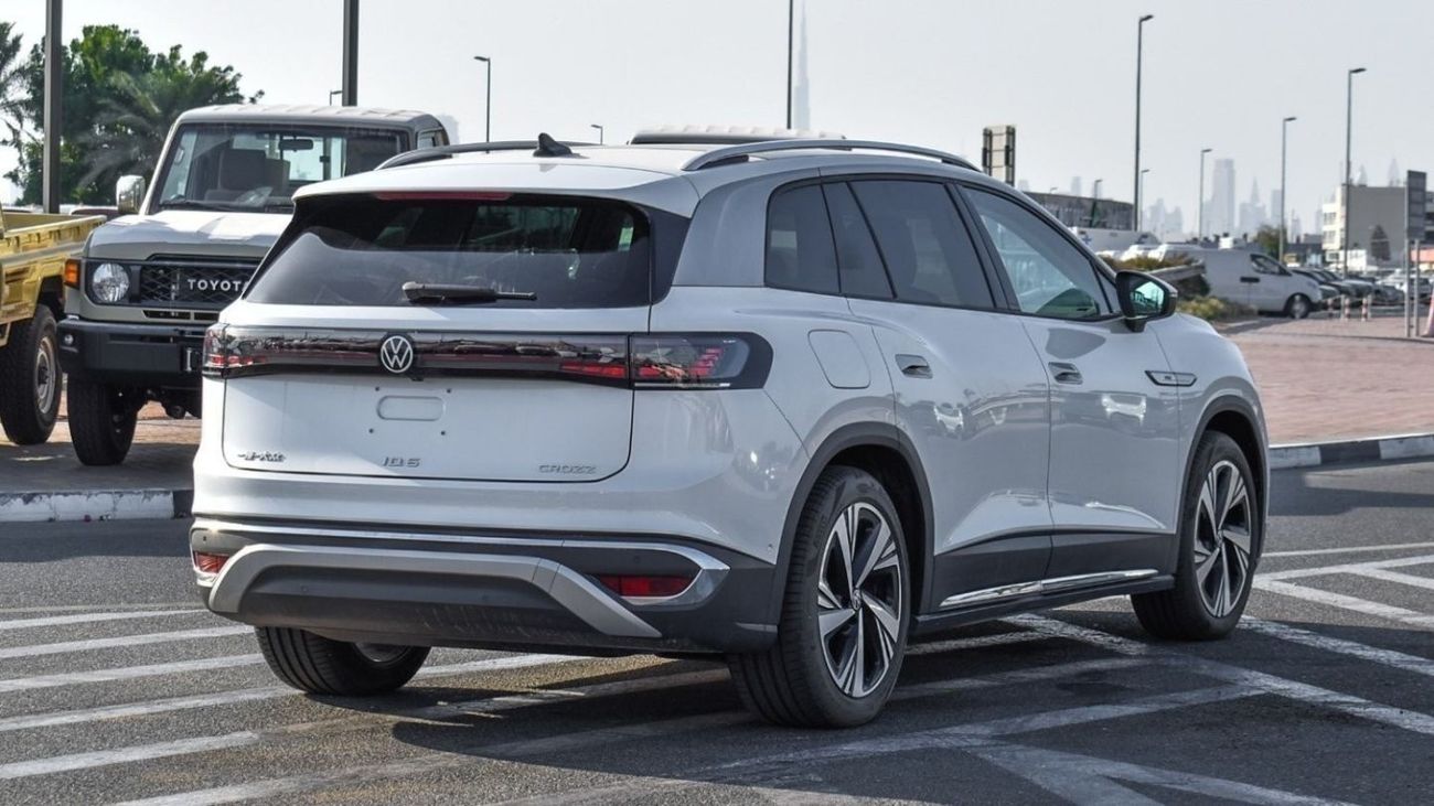 Volkswagen ID.6 VOLKSWAGEN_ID.6_CROZZ_PRO_2022_FULL_OPTIONS_7SEATS_360_FIXED_PANORAMIC_HUD
