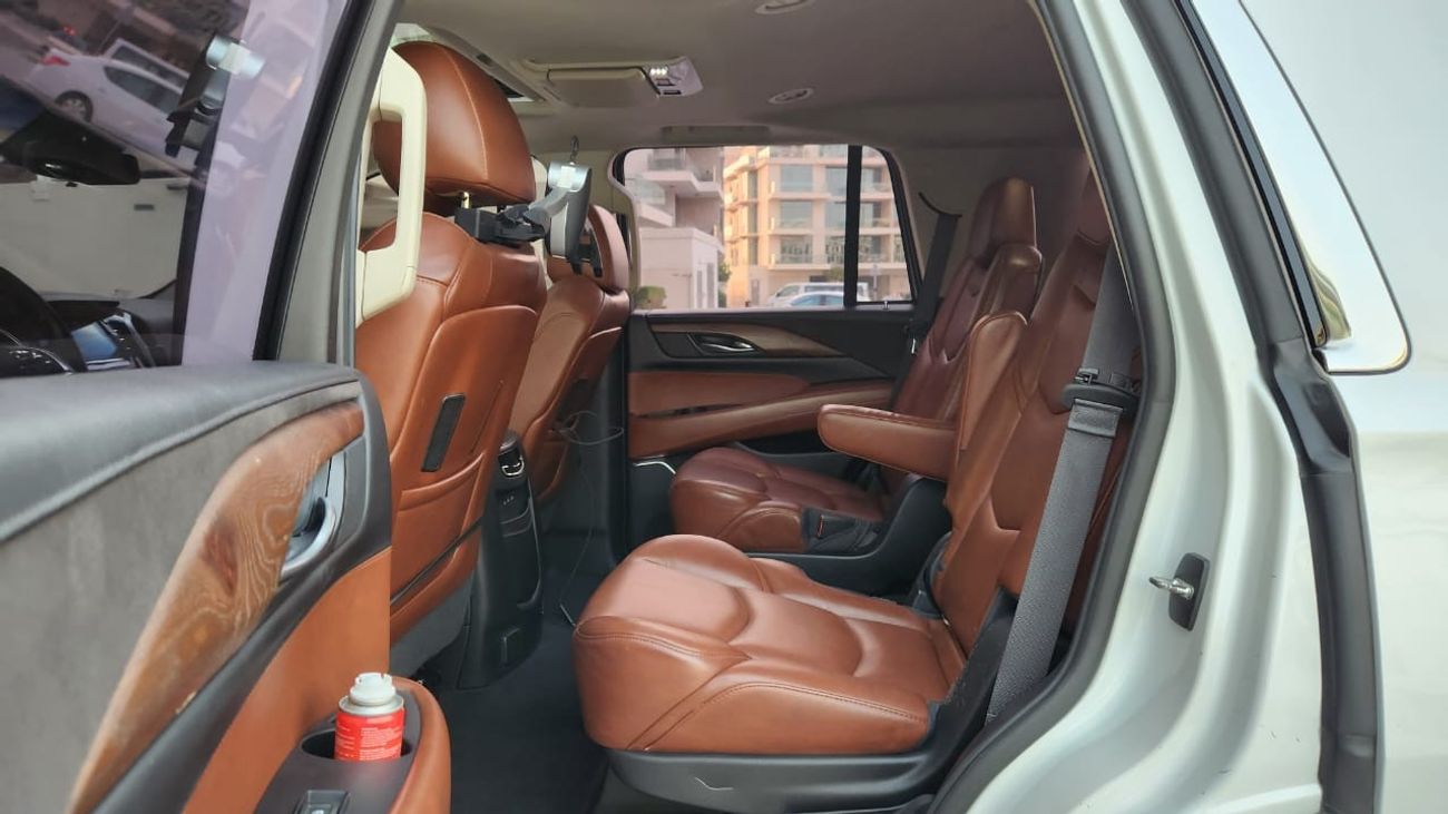 Cadillac Escalade Premium Luxury