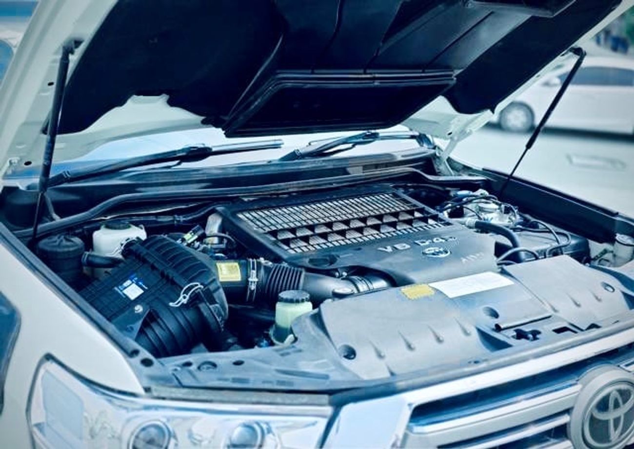 تويوتا لاند كروزر 2017 Model ZX RHD Diesel Engine Full Option Very clean and perfect condition