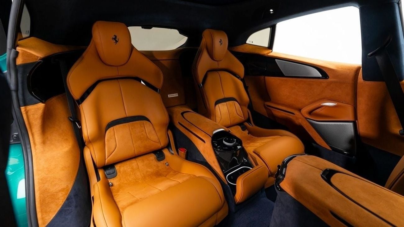 فيراري بوروسانجوي - 2025 - GCC Specs - Under Warranty and Service Contract