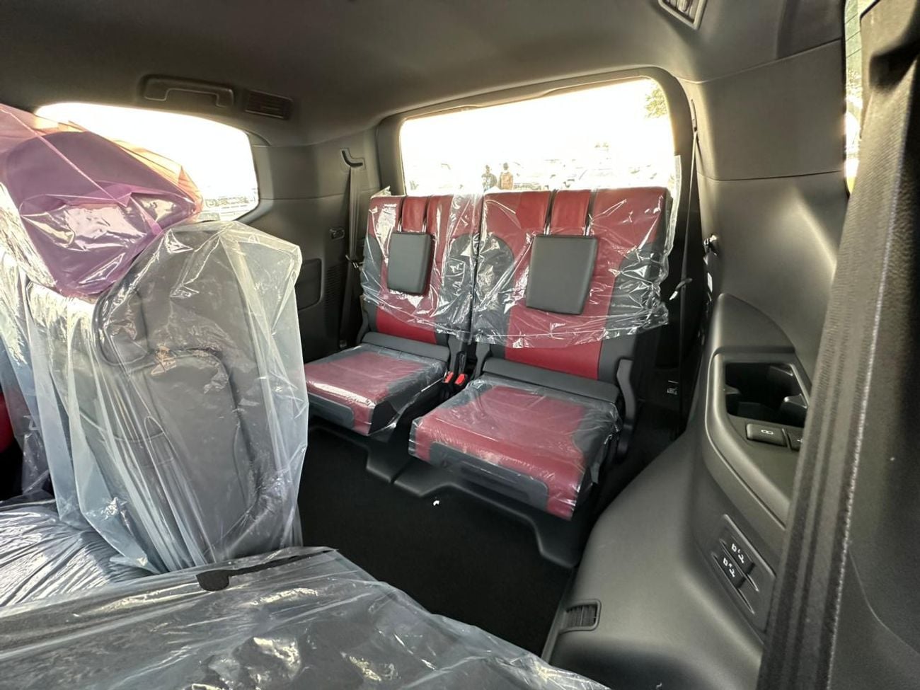 تويوتا لاند كروزر GR-S 3.3L