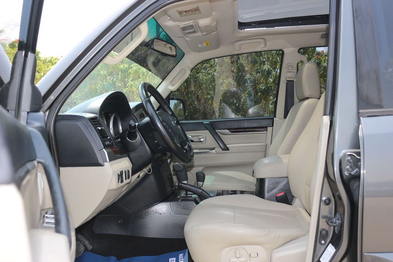 ميتسوبيشي باجيرو GLS HIGHLINE TOP 3800 cc Model 2018 Gulf Space