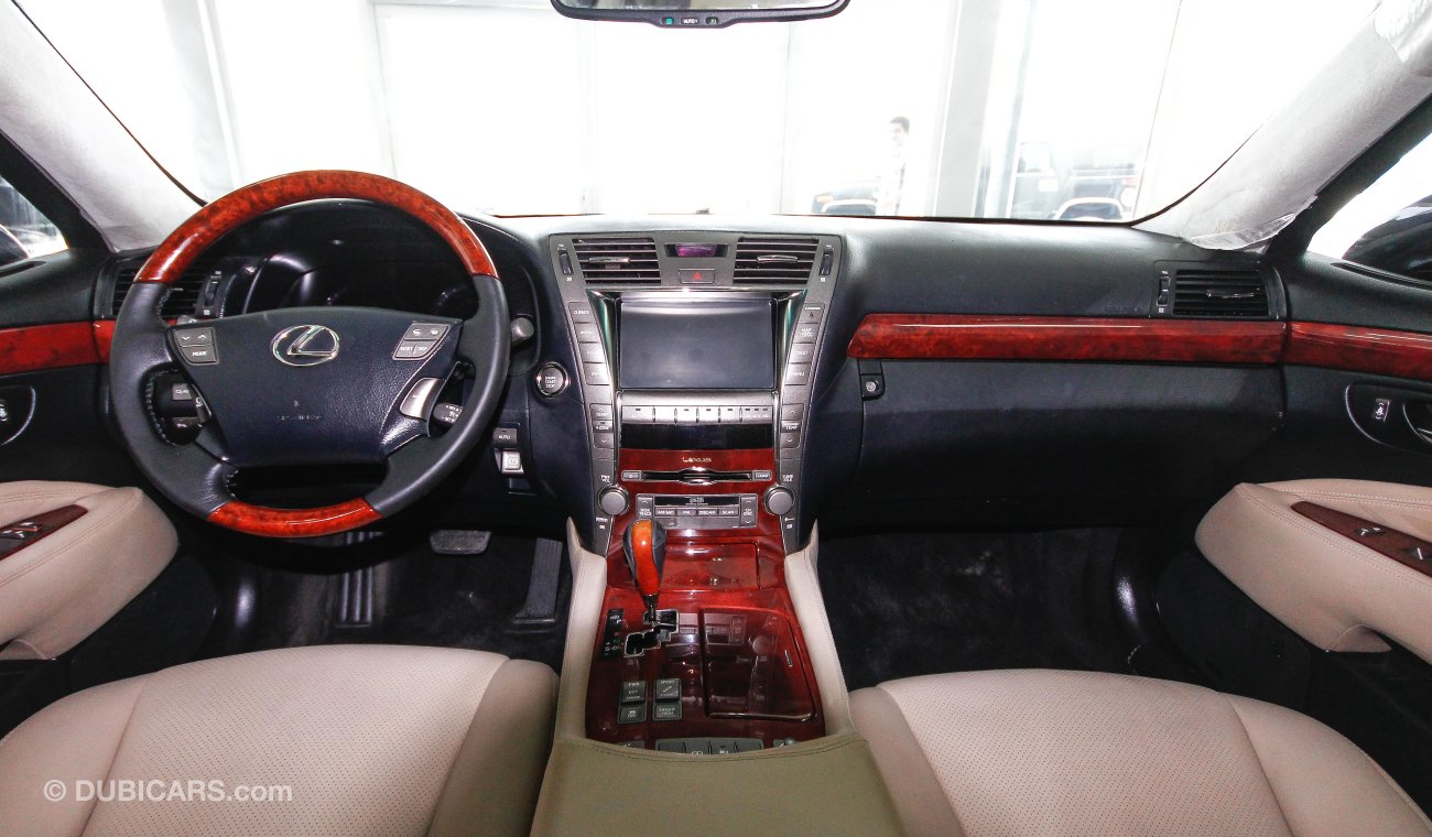 Lexus LS460 L