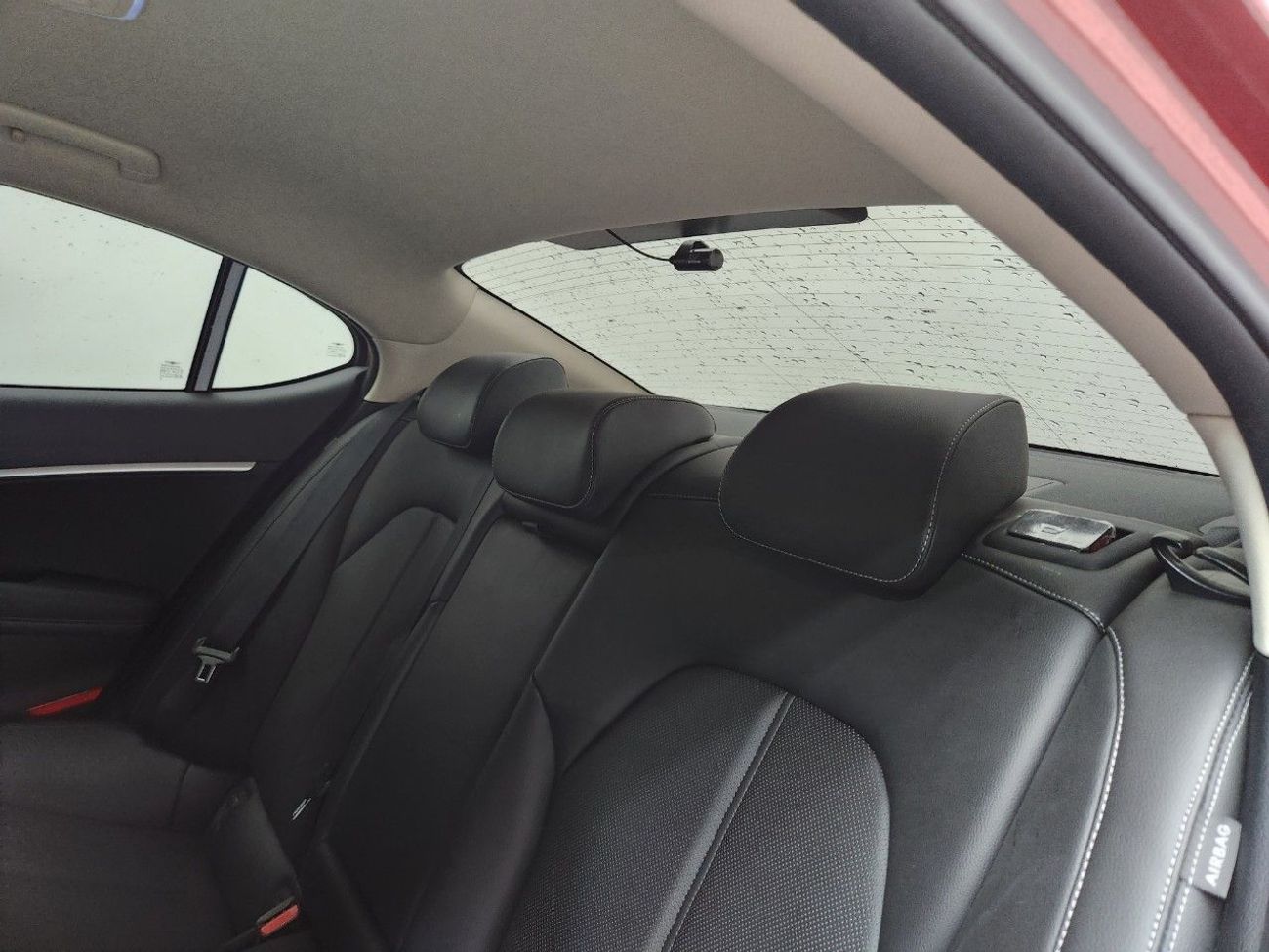 Genesis G70 Platinum 2.0L RWD