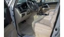 Toyota Land Cruiser - VXE - GRAND TOURING SPORT - 5.7L (WHITE INSIDE BEIGE WITH LEATHER)
