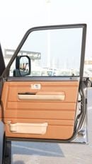 Toyota Land Cruiser 70 S-DLX 2.8L (5 Door)