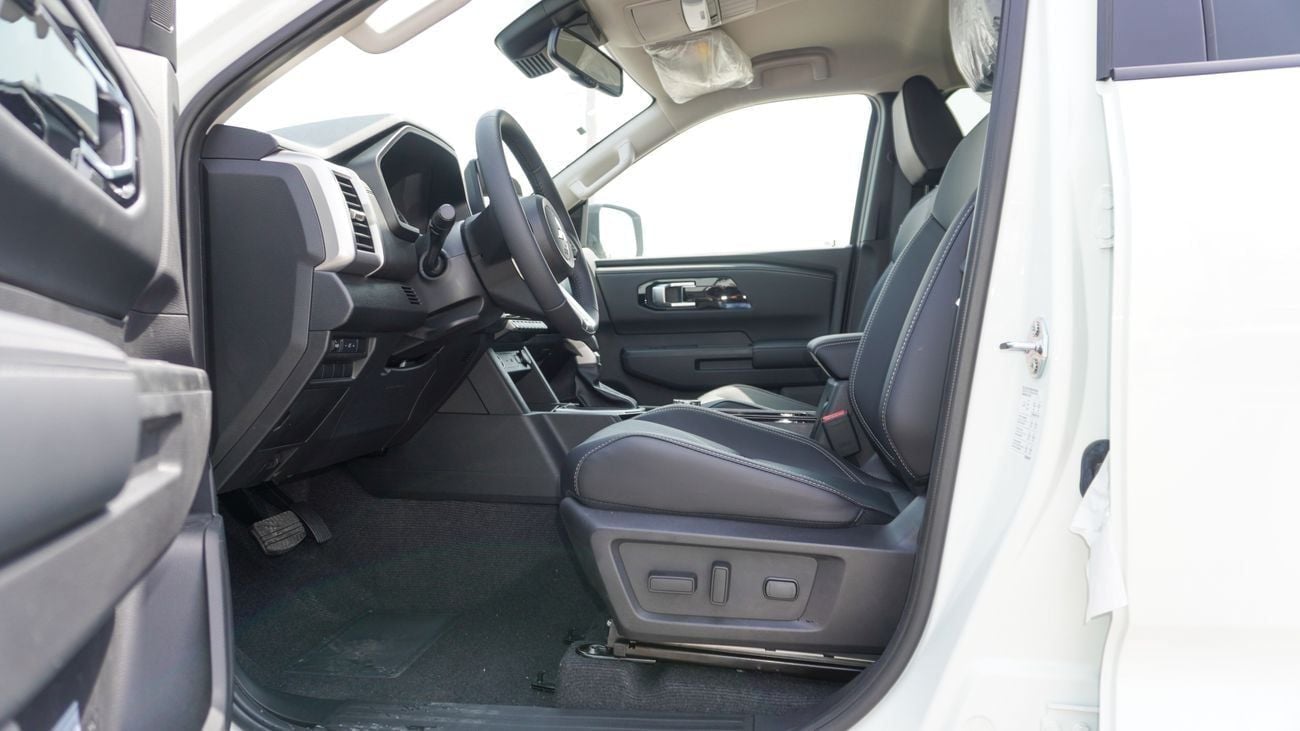 Mitsubishi L200 Brand New Mitsubishi Sportero 2.4L 2025 Diesel 4WD |White/Black |L200-SPORTERO25-A |FOR EXPORT