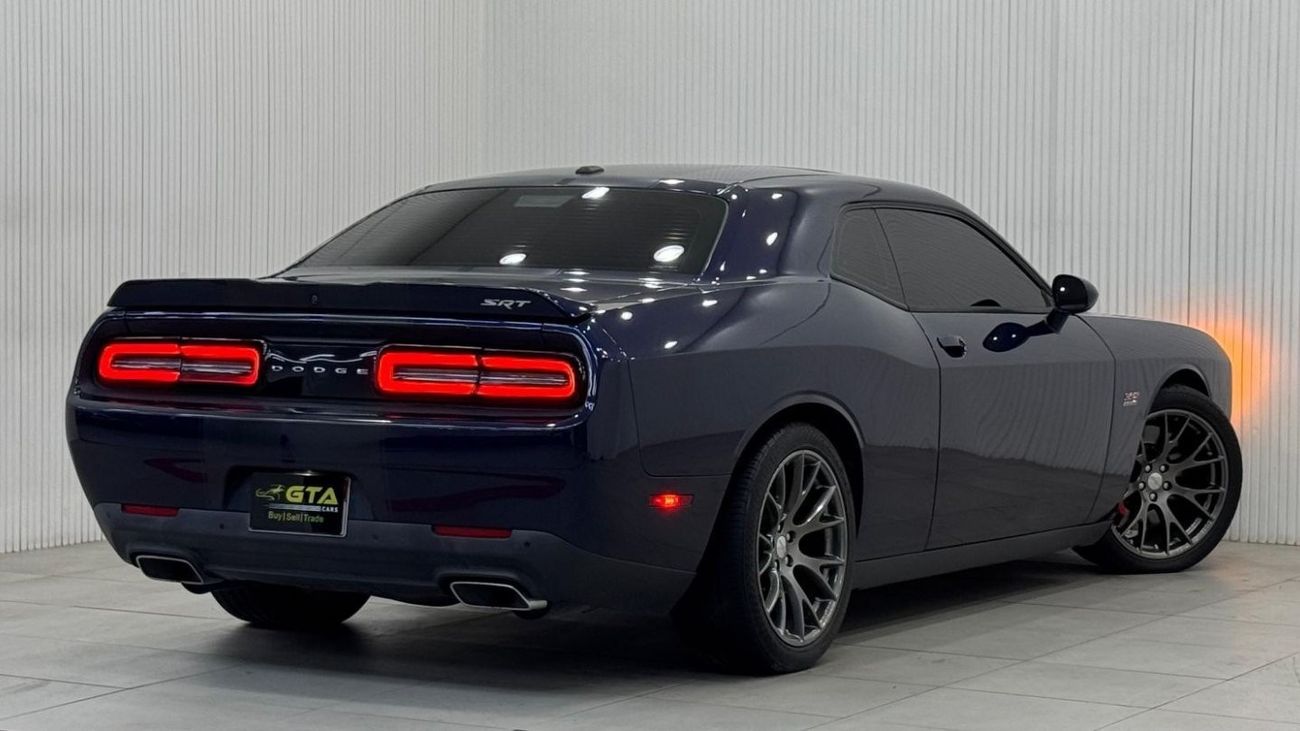 دودج تشالينجر 2016 Dodge Challenger SRT 392 Hemi, Full Dodge Service History, Excellent Condition, GCC