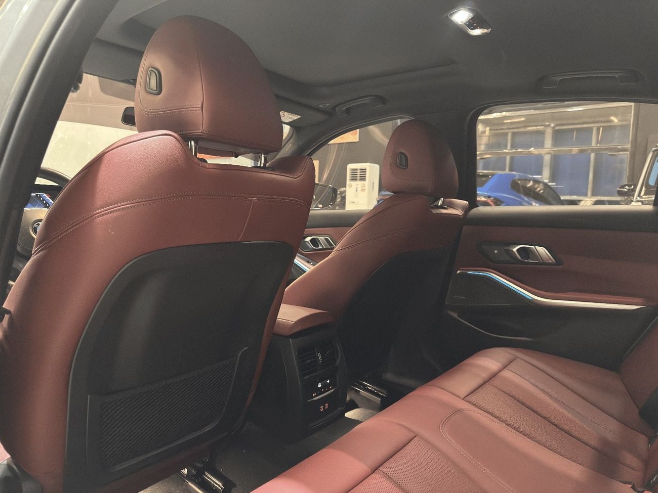 BMW 330i M SPORT
