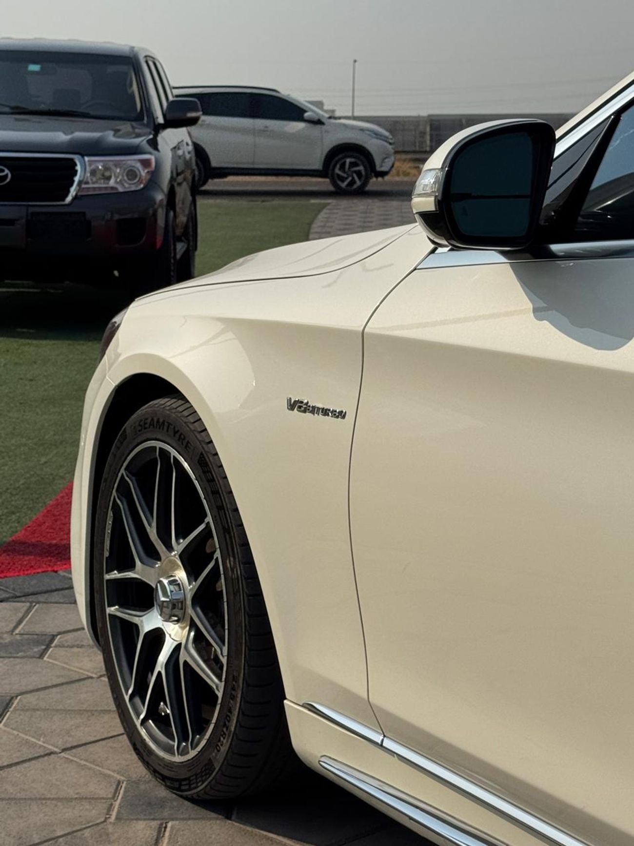 Mercedes Benz S550