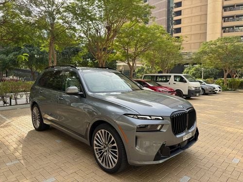 BMW X7 Xdrive 40i 2023 | USA Specs |  white Interior | Warranty