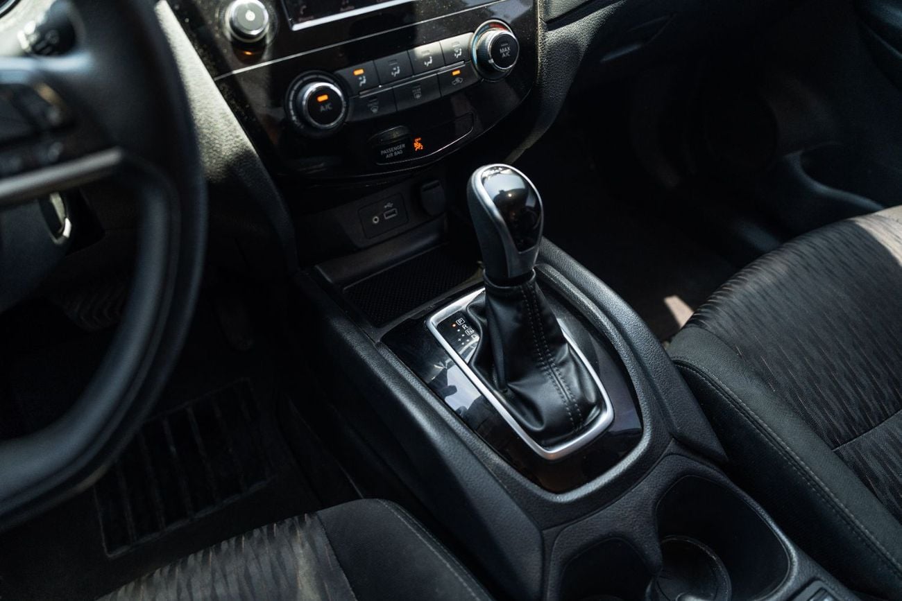 Nissan Rogue 2019 | 2.5L 4-Cylinder Petrol | FWD | Automatic | 72,208 KM | Best Price