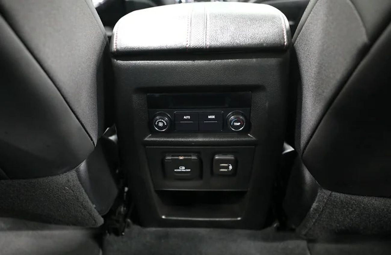 Chevrolet Traverse GCC | | 7 Seater | 1150 monthly | Free Insurance + Registration | Ref#J153246