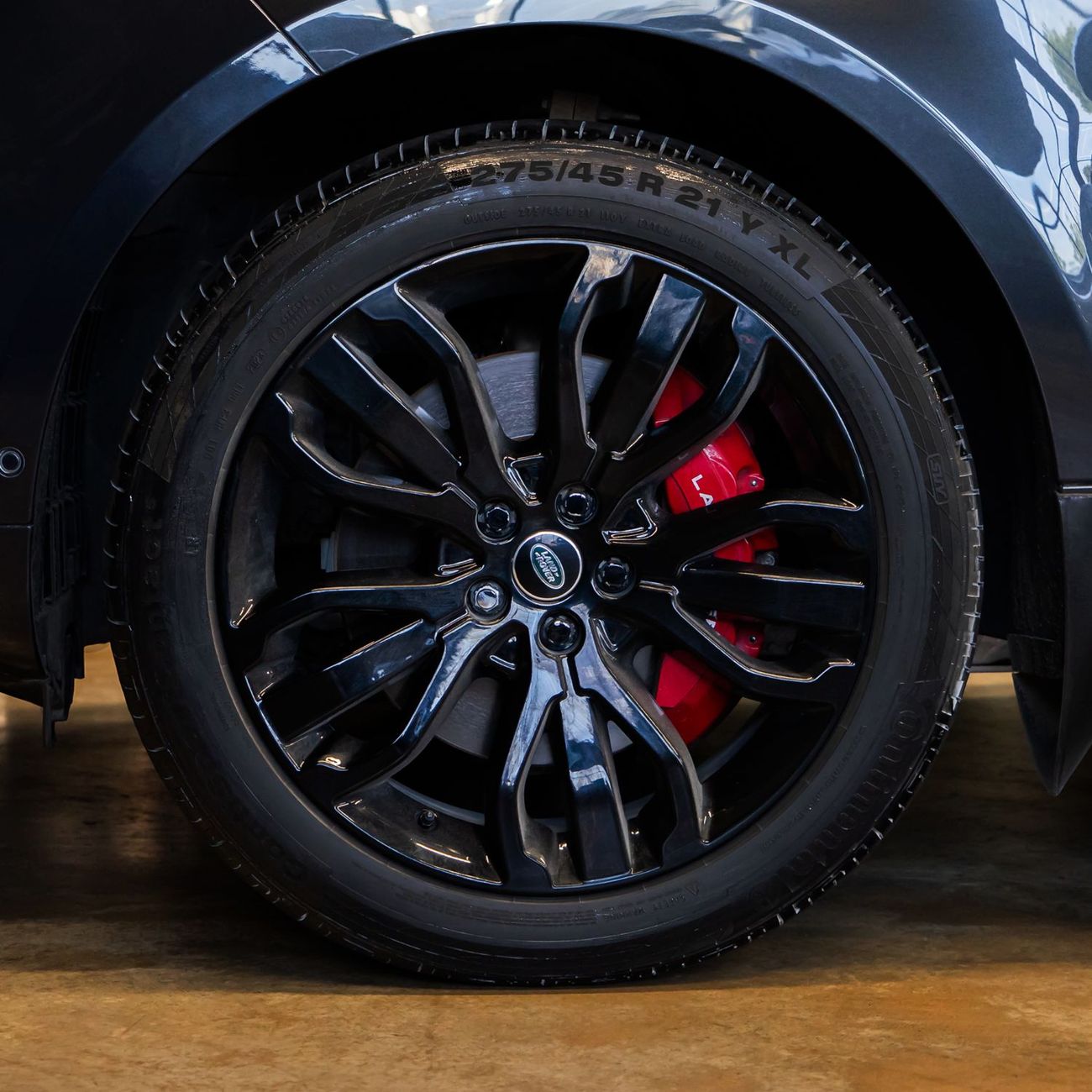 Land Rover Range Rover Sport AED 2,682  pm • 0% Downpayment • Range Rover Sport HSE V8 • 1 Year Warranty