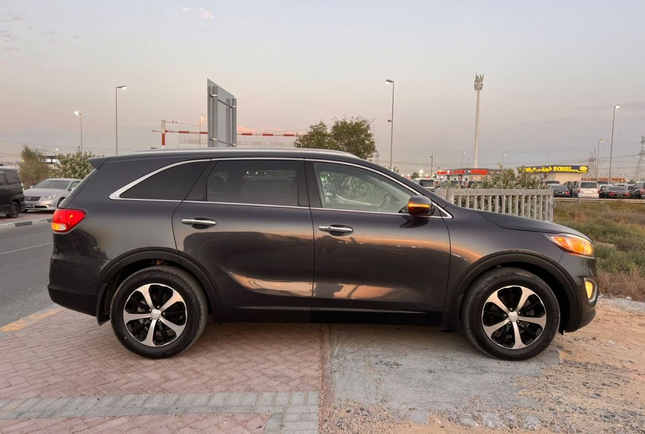 كيا سورينتو 2018 Kia Sorento Ex MidOption Full Automatic - 3.3L V6 - Rear Camera & Sensor - Leather  Seat - Auto