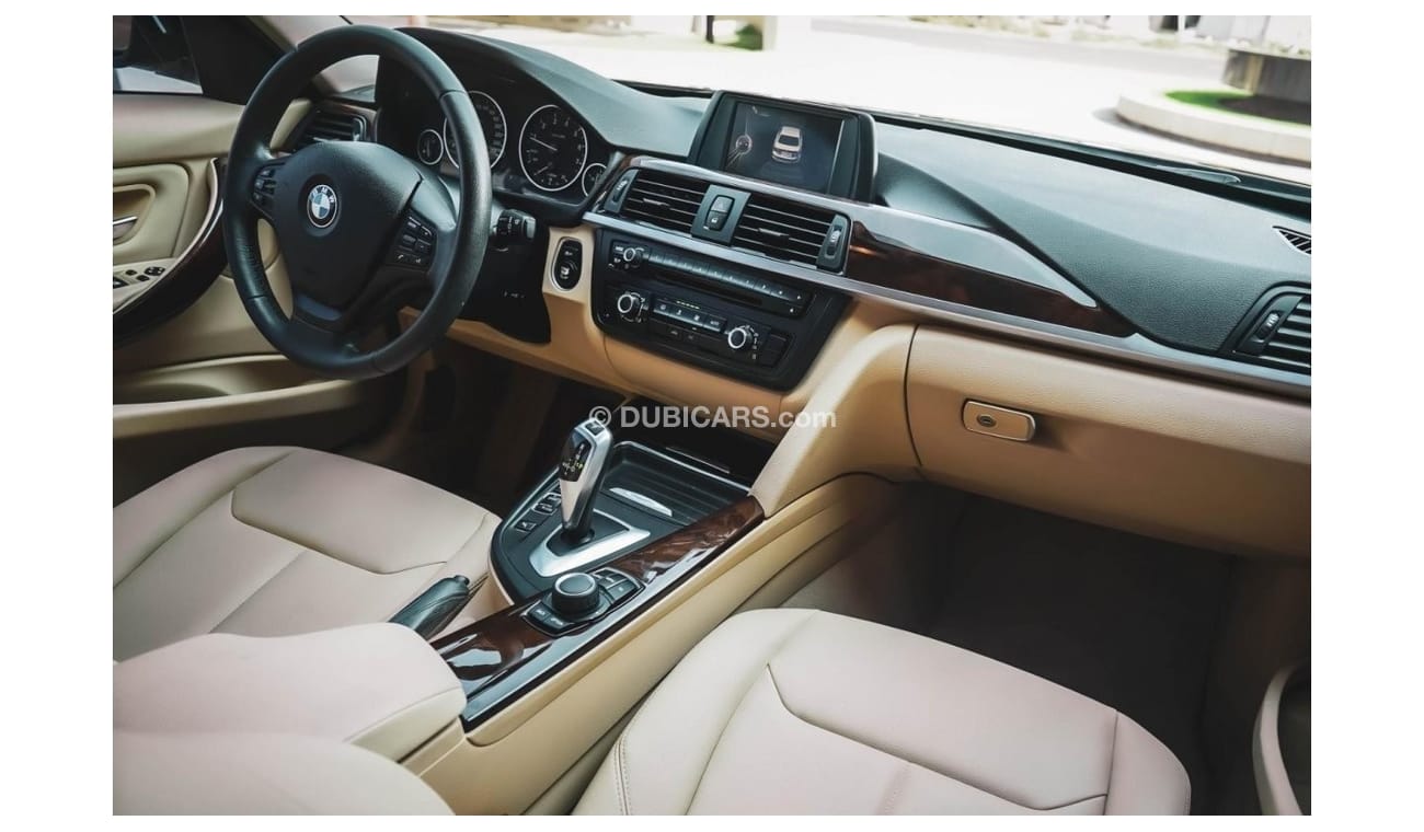 بي أم دبليو 320 اكسكلوسيف