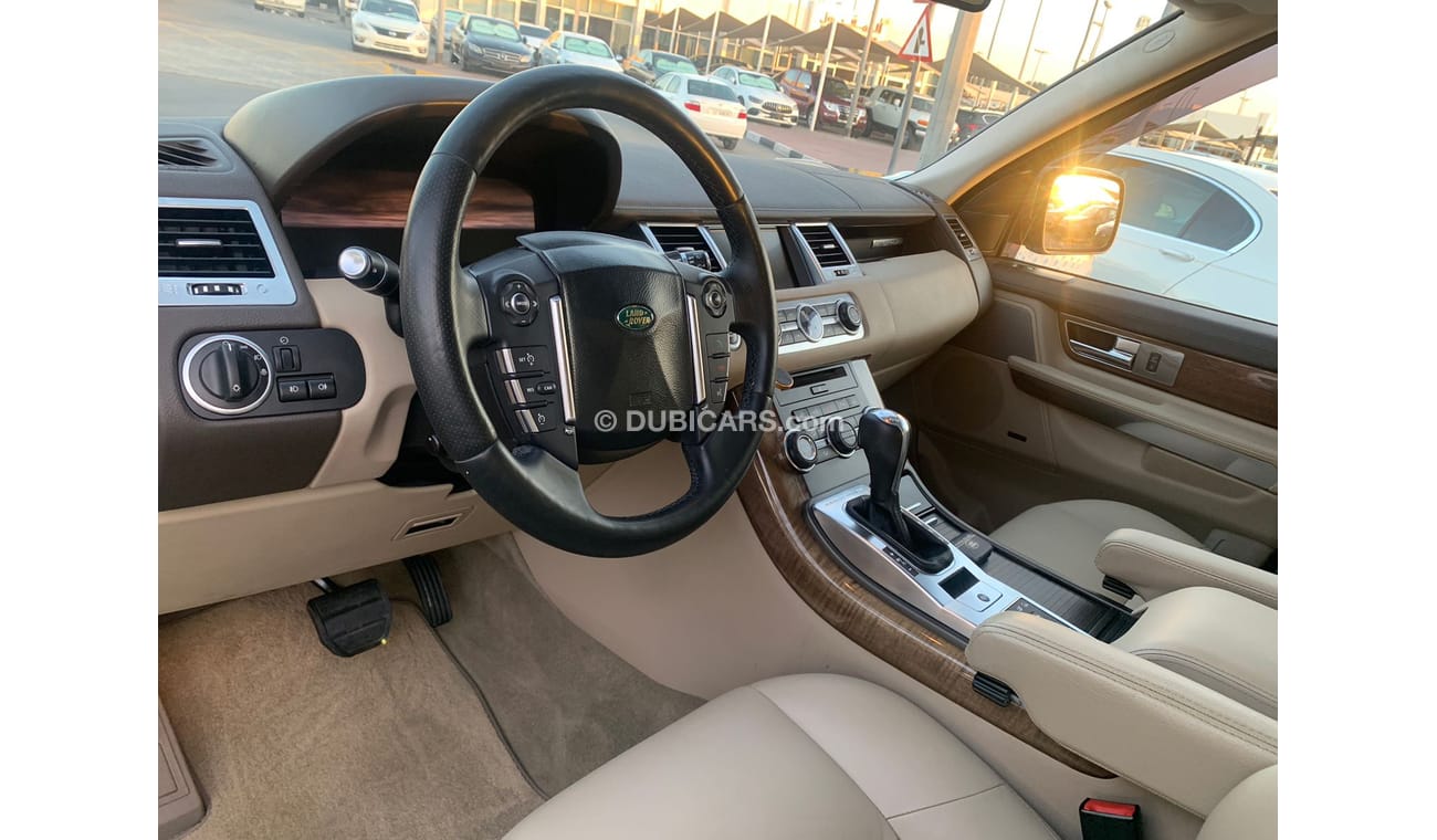 Land Rover Range Rover Sport Range Rover _ Gcc_2013_Excellent_Condition _Full option