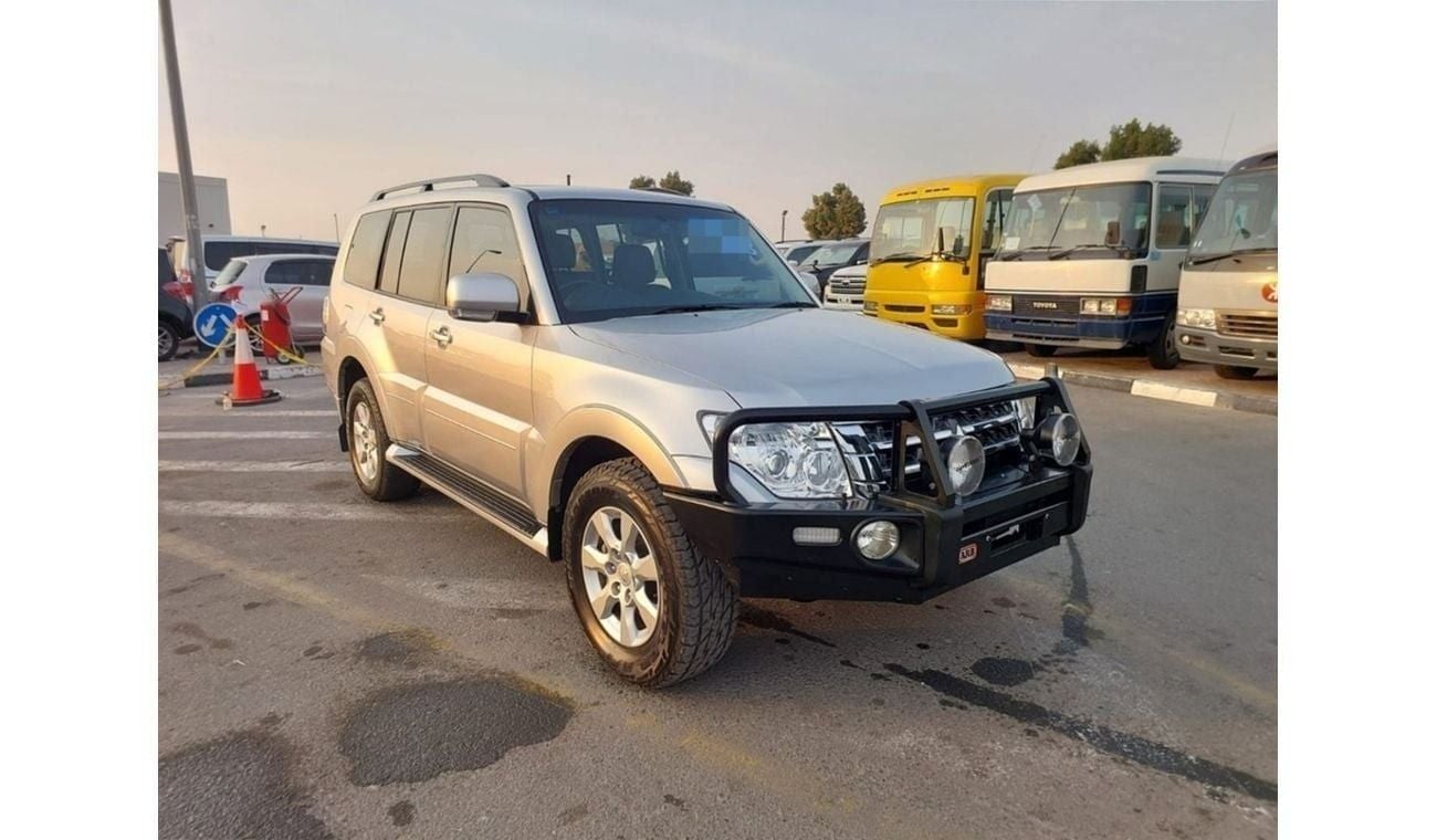 Mitsubishi Pajero MITSUBISHI PAJERO RIGHT HAND DRIVE 2021 MODEL 3.2 L DIESEL AUTOMATIC(PM01959)