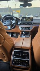 BMW 750Li Luxury 4.4L (443 HP)