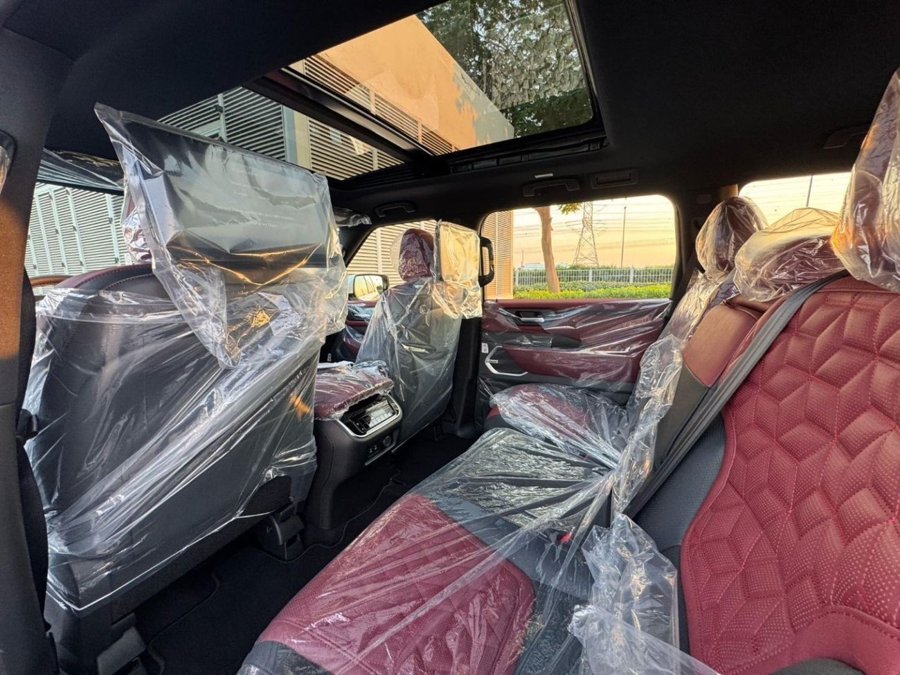 نيسان باترول LE Platinum City 3.5L **2025**GCC SPEC UNDER WARRANTY