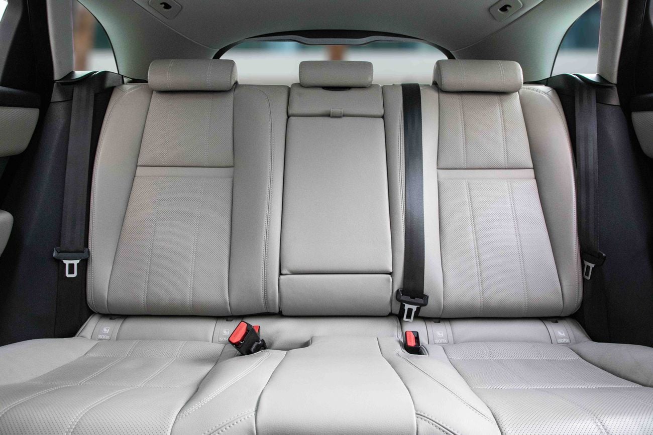 لاند روفر رينج روفر فيلار Range Rover Velar P250 S | 2,350 P.M | 0% Downpayment | Low Kilometers!