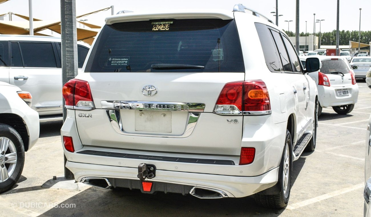 Toyota Land Cruiser GXR V6