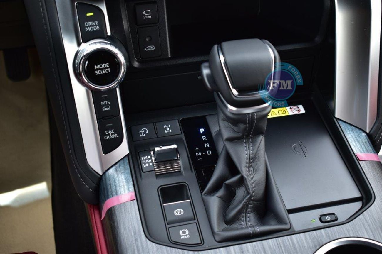 تويوتا لاند كروزر 300 V6 3.5L GR Sport Hybrid 7 Seat Automatic