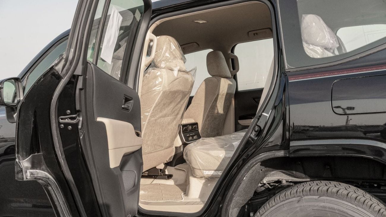 Toyota Land Cruiser GXR 2026 Toyota Land Cruiser GXR 3.3L AT Diesel (Black-Beige) Basic