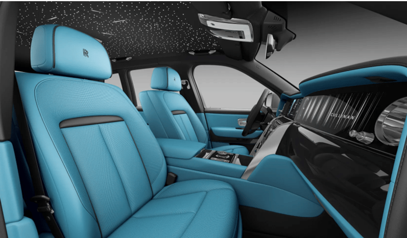Rolls Royce Cullinan STD In LHD
