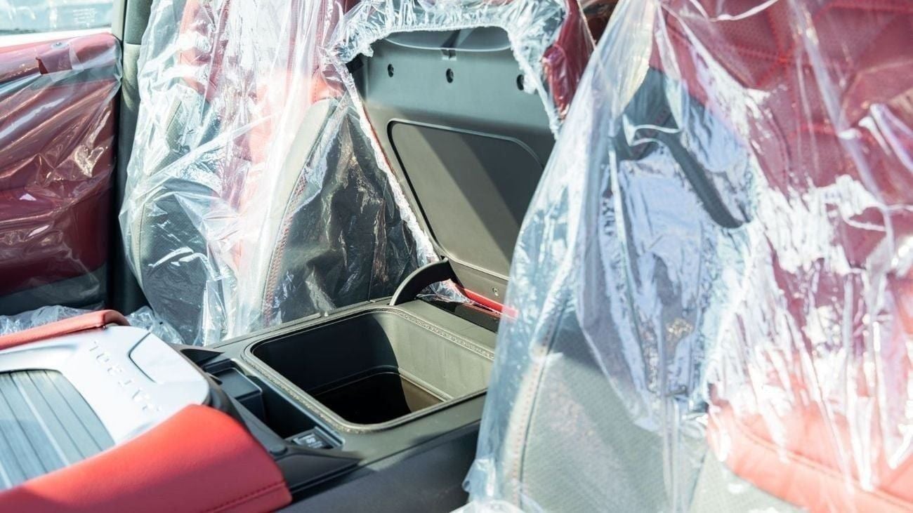 نيسان باترول 2026 Nissan Patrol V6 3.8L SE Platinum AT Petrol Black - Red