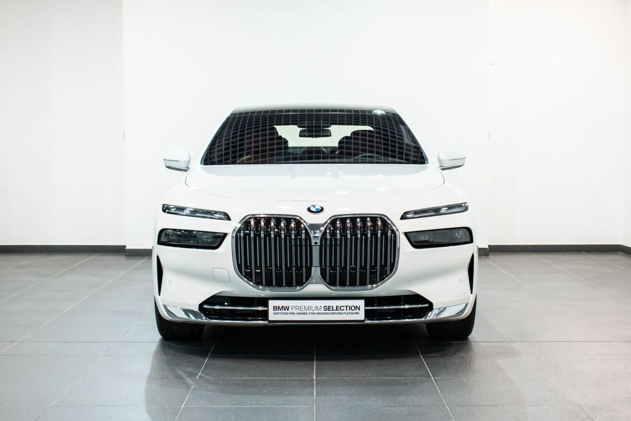 BMW 740i LUXURY PURE EXCELLENCE